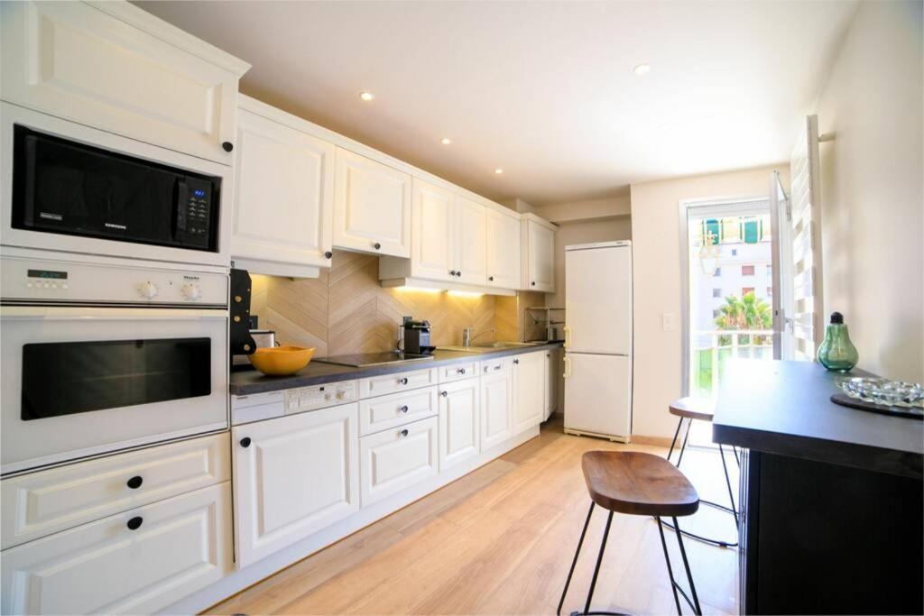 Le Bain De Soleil - Le Bain De Soleil 5 Star Two Bedroom Appartement *