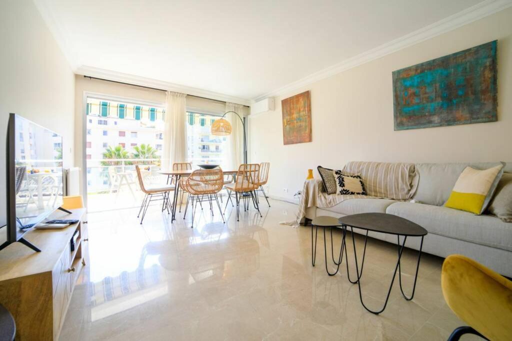 Le Bain De Soleil - Le Bain De Soleil 5 Star Two Bedroom Appartement *